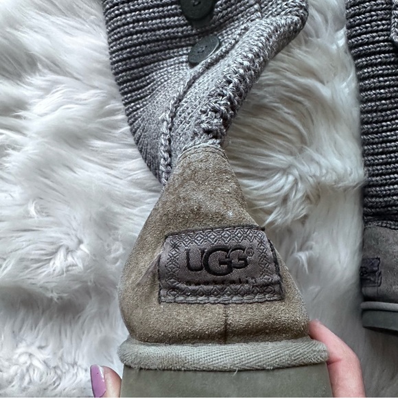 UGG AUSTRALIA FOR WOMEN/ 9 - Picture 6 of 16